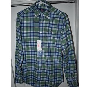 Men’s Vineyard Vines button down shirt